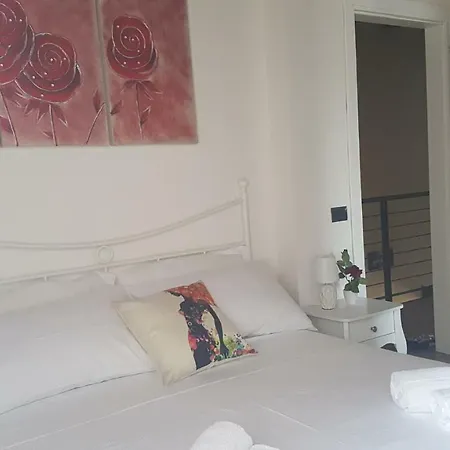 アパート Palazzo Ponte Pietra ヴェローナ
