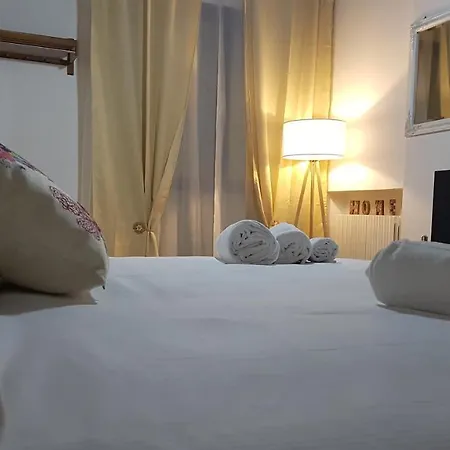 Palazzo Ponte Pietra Apartment *